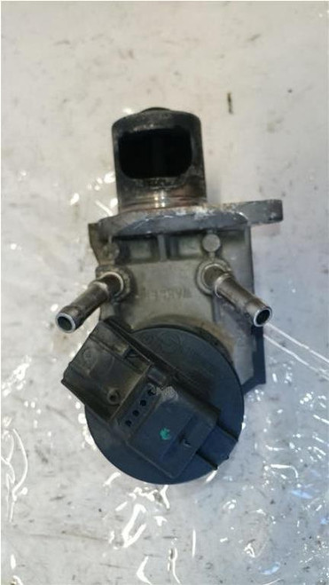 BMW SERIE 3 «E90» BERLINA (2005) SCARICO E INIEZIONE VALVOLA EGR USATO Da 2010 A 2011 [[262561]]