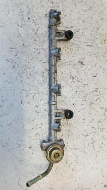 DAIHATSU TERIOS «I» (1997) SCARICO E INIEZIONE DISTRIBUTORE CARBURANTE (FLAUTO) USATO Da 2000 A 2006 [[263725]]