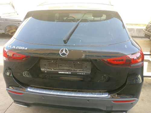 MERCEDES CLASSE GLA «H247» (2020) LAMIERATI ESTERNI PORTELLO POST. USATO Da 2020 in poi [[264235]]