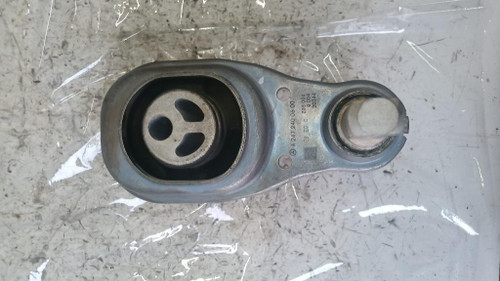 MERCEDES CLASSE GLA «H247» (2020) MOTORE SUPPORTO GOMMA MOTORE (BIELLETTA) USATO Da 2020 in poi [[264377]]