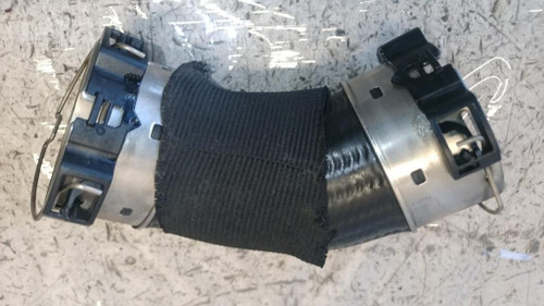 NISSAN QASHQAI «II» (2017) SCARICO E INIEZIONE MANICOTTO INTERCOOLER SX. USATO Da 2018 in poi [[264855]]