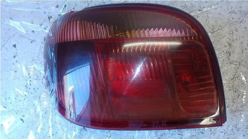TOYOTA YARIS (FRANCE ) «I» (2002) FANALERIA FANALE POST. SX. USATO Da 2002 A 2005 [[264913]]