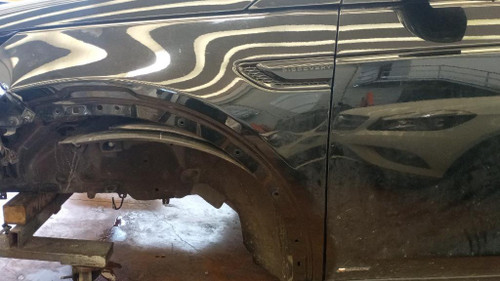 LAND ROVER DISCOVERY «V» SPORT (2019) LAMIERATI ESTERNI PARAFANGO ANT. SX. USATO Da 2019 in poi [[265346]]