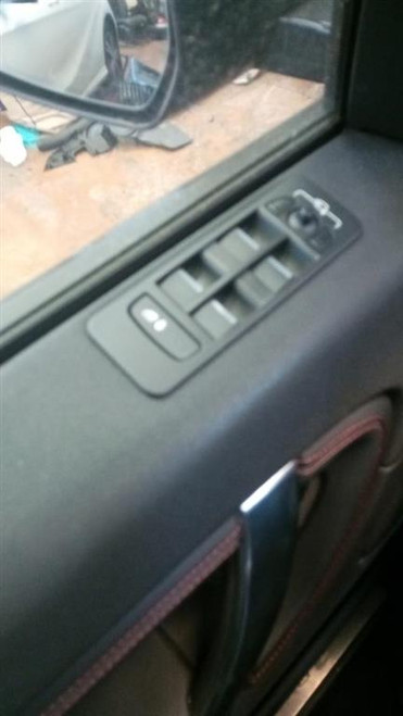 LAND ROVER DISCOVERY «V» SPORT (2019) IMPIANTO ELETTRICO INTERRUTTORE ALZACRISTALLI ANT. SX. USATO Da 2019 in poi [[265368]]