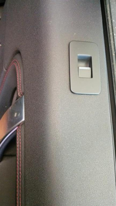 LAND ROVER DISCOVERY «V» SPORT (2019) IMPIANTO ELETTRICO INTERRUTTORE ALZACRISTALLI ANT. DX. USATO Da 2019 in poi [[265369]]