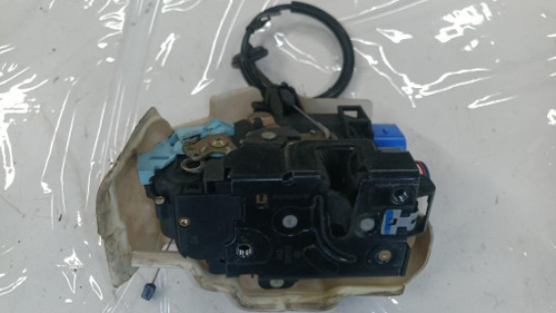 VOLKSWAGEN GOLF «V» (2004) LAMIERATI ESTERNI SERRATURA PORTA ANT. SX. USATO Da 2003 A 2008 [[265478]]