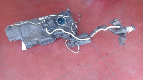 VOLKSWAGEN GOLF «VII» (2017) SCARICO E INIEZIONE SERBATOIO CARBURANTE USATO Da 2016 in poi [[265483]]