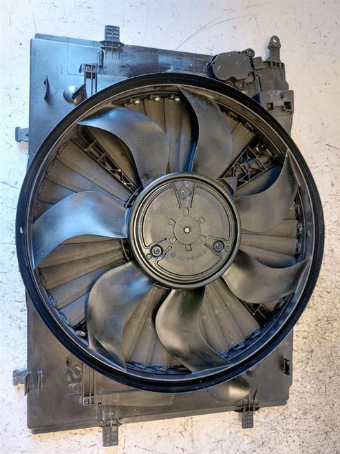 MERCEDES CLASSE GLC «C253» COUPÉ (2019) TERMICO ELETTROVENTOLA USATO Da 2019 in poi [[266725]]