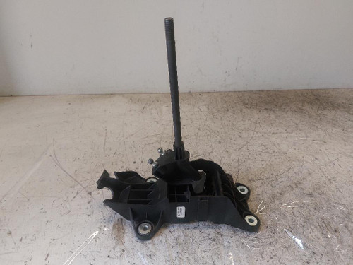 FORD FIESTA «VI» (2008) CAMBIO E TRASMISSIONE COMANDO CAMBIO USATO Da 2008 A 2012 [[267121]]