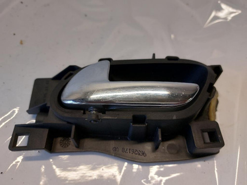 PEUGEOT 407  (2004) ALLESTIMENTI INTERNI MANIGLIA PORTA INT. ANT. SX. USATO Da 2004 A 2011 [[267720]]