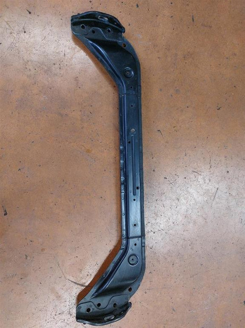FIAT SEDICI (2006) LAMIERATI INTERNI TRAVERSA FRONTALE INF. ANT. USATO Da 2009 in poi [[267896]]