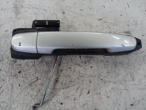 TOYOTA COROLLA VERSO «II» (2004) LAMIERATI ESTERNI MANIGLIA PORTA EST. ANT. DX. USATO Da 2004 in poi [[242981]]