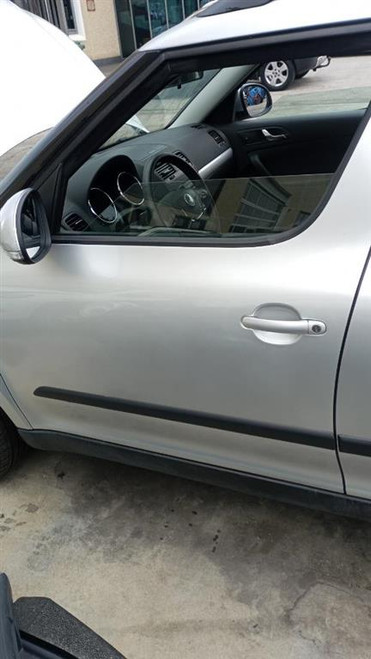 SKODA YETI (2010) LAMIERATI ESTERNI PORTA ANT. SX. USATO Da 2009 A 2013 [[269083]]