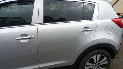 KIA SPORTAGE «III» (2010) LAMIERATI ESTERNI PORTA POST. SX. USATO Da 2010 in poi [[269098]]