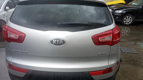 KIA SPORTAGE «III» (2010) LAMIERATI ESTERNI PORTELLO POST. USATO Da 2010 in poi [[269102]]