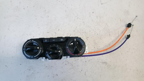 PEUGEOT 2008 «I» (2016) ALLESTIMENTI INTERNI MODULO COMANDO RISCALDAMENTO / CLIMA USATO Da 2016 A 2019 [[269609]]