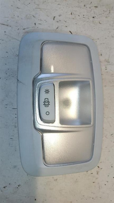 PEUGEOT 2008 «I» (2016) ALLESTIMENTI INTERNI LUCE DI CORTESIA ABITACOLO (POST.) USATO Da 2016 A 2019 [[269618]]