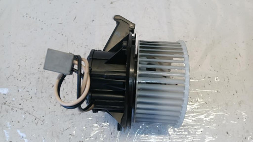 OPEL ASTRA «J» (2010) TERMICO MOTORINO VENTILAZIONE ABITACOLO USATO Da 2009 A 2012 [[269935]]