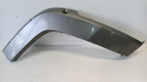 JEEP COMMANDER (2006) LAMIERATI ESTERNI MODANATURA PARASASSI (PARTE POST.) POST. SX. USATO Da 2005 in poi [[270191]]