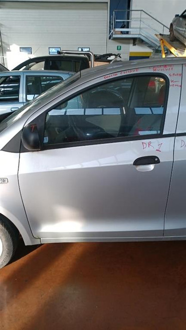 DR DR1 (01/10>) LAMIERATI ESTERNI PORTA ANT. SX. USATO [[270545]]