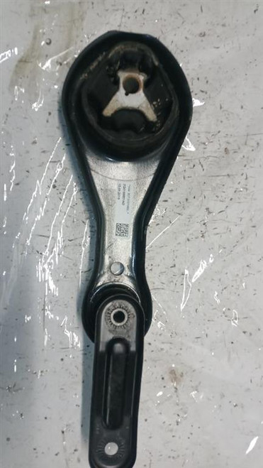 VOLKSWAGEN POLO «VII» (2017) MOTORE SUPPORTO GOMMA MOTORE (BIELLETTA) USATO Da 2017 A 2021 [[270860]]