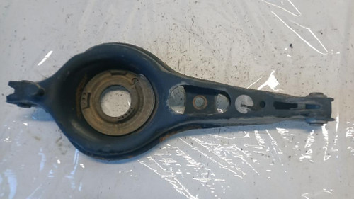 VOLVO V40 «II» (2012) ASSALE BRACCIO OSCILLANTE (POST.INF.) POST. SX. USATO Da 2015 A 2018 [[270914]]