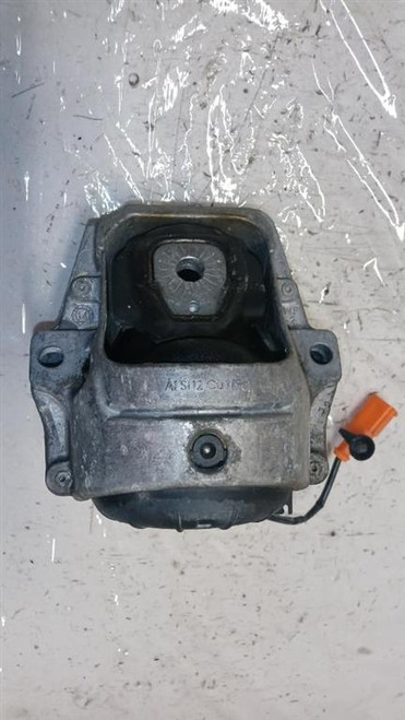 AUDI A4 «8KH» ALLROAD (2012) MOTORE SUPPORTO GOMMA MOTORE SX. USATO Da 2013 A 2016 [[271022]]