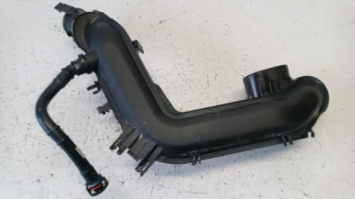 VOLKSWAGEN POLO «VII» (2017) SCARICO E INIEZIONE MANICOTTO INTERCOOLER USATO Da 2018 A 2021 [[271127]]