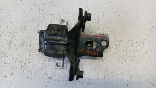 SEAT IBIZA V «6J5» (2008) MOTORE SUPPORTO GOMMA MOTORE (LATO CAMBIO) USATO Da 2008 A 2012 [[271957]]