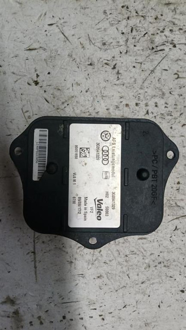 VOLKSWAGEN PASSAT «VII» VARIANT (2015) FANALERIA CENTRALINA PROIETTORE ADATTIVO DX. USATO Da 2014 A 2019 [[272335]]