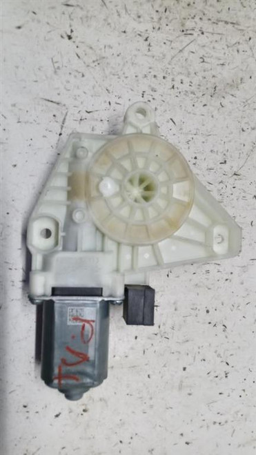VOLKSWAGEN PASSAT «VII» VARIANT (2015) CRISTALLI MOTORINO ALZACRISTALLO PORTA POST. DX. USATO Da 2014 A 2019 [[272354]]