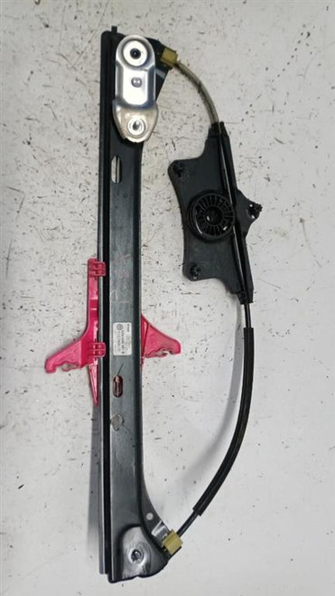 VOLKSWAGEN PASSAT «VII» VARIANT (2015) CRISTALLI ALZACRISTALLO PORTA POST. SX. USATO Da 2014 A 2019 [[272355]]