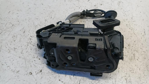 VOLKSWAGEN PASSAT «VII» VARIANT (2015) LAMIERATI ESTERNI SERRATURA PORTA ANT. DX. USATO Da 2014 A 2019 [[272367]]