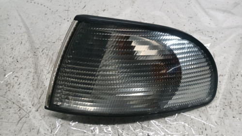 AUDI A4 «8D2» (1995) FANALERIA FANALE FRECCIA FRONTALE ANT. SX. USATO Da 1996 A 2000 [[272396]]
