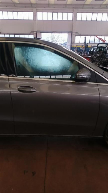 MERCEDES CLASSE B «W247» (2019) LAMIERATI ESTERNI PORTA ANT. DX. USATO Da 2018 in poi [[272882]]