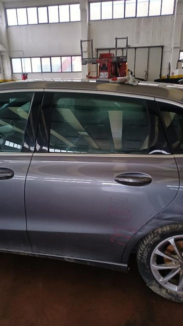 MERCEDES CLASSE B «W247» (2019) LAMIERATI ESTERNI PORTA POST. SX. USATO Da 2018 in poi [[272884]]