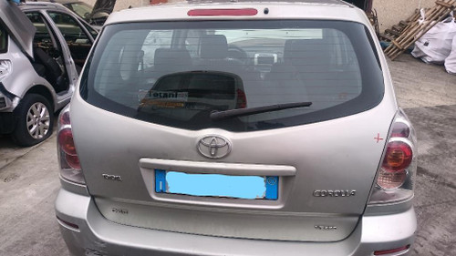 TOYOTA COROLLA VERSO «II» (2004) LAMIERATI ESTERNI PORTELLO POST. USATO Da 2005 in poi [[273262]]