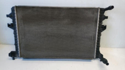 AUDI A3 «8VA» SPORTBACK (2012) TERMICO RADIATORE ACQUA USATO Da 2012 A 2016 [[273437]]
