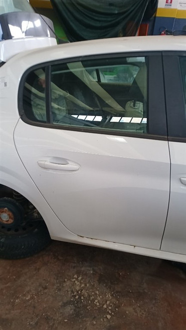 PEUGEOT 208 «II» (2019) LAMIERATI ESTERNI PORTA POST. DX. USATO Da 2019 A 2022 [[273804]]