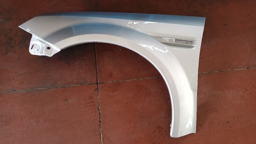 OPEL TIGRA «B» (2005) LAMIERATI ESTERNI PARAFANGO ANT. SX. USATO Da 2004 in poi [[274012]]