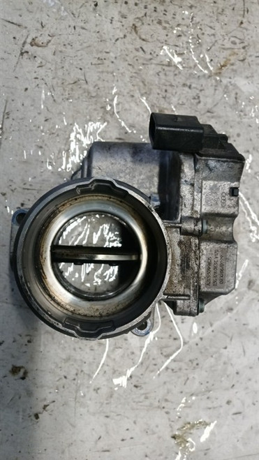 AUDI A4 «8EC» (2005) SCARICO E INIEZIONE CORPO FARFALLATO USATO Da 2004 A 2008 [[274017]]