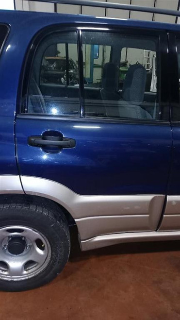 SUZUKI GRAND VITARA «I» (1998) LAMIERATI ESTERNI PORTA POST. DX. USATO Da 2001 A 2003 [[274220]]
