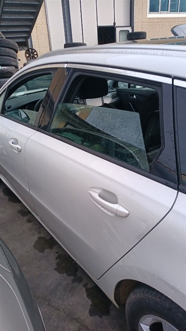 PEUGEOT 508 «I» SW (2014) LAMIERATI ESTERNI PORTA POST. SX. USATO Da 2014 A 2018 [[274493]]