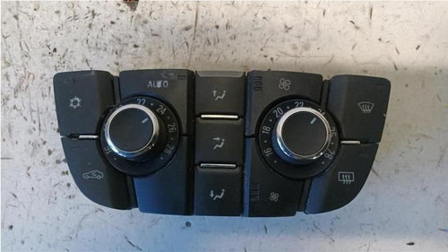 OPEL ASTRA «J» (2010) ALLESTIMENTI INTERNI MODULO COMANDO RISCALDAMENTO / CLIMA USATO Da 2009 A 2012 [[274697]]