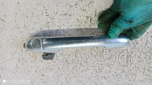 ALFA ROMEO 147 «I» (2001) LAMIERATI ESTERNI MANIGLIA PORTA EST. ANT. SX. USATO Da 2001 A 2005 [[275575]]