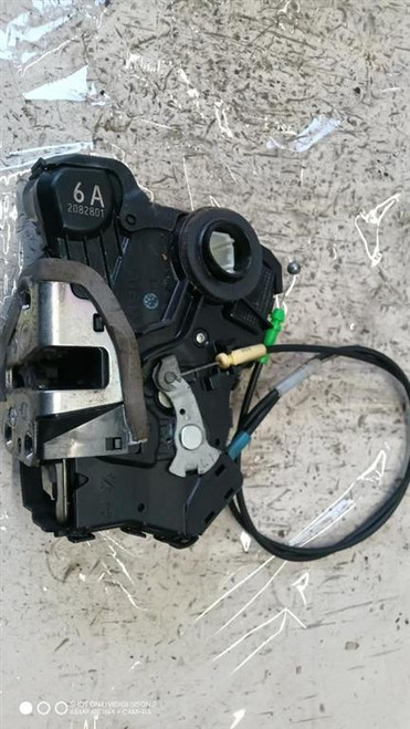 TOYOTA RAV 4 «III» (2008) LAMIERATI ESTERNI SERRATURA PORTA ANT. SX. USATO Da 2008 A 2012 [[275613]]