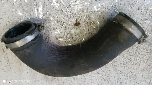 AUDI A4 «8K5» AVANT (2008) SCARICO E INIEZIONE MANICOTTO INTERCOOLER SX. USATO Da 2008 A 2012 [[275645]]