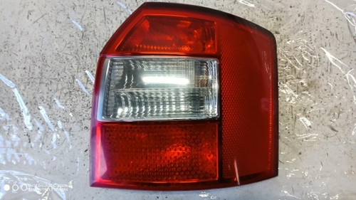 AUDI A4 «8E5» AVANT (2001) FANALERIA FANALE POST. DX. USATO Da 2001 A 2004 [[275981]]