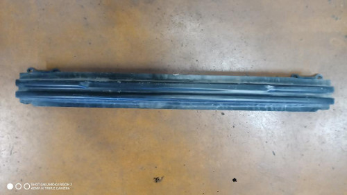 VOLKSWAGEN GOLF «VI» (2009) LAMIERATI ESTERNI TRAVERSA PARAURTI POST. USATO Da 2008 A 2012 [[276044]]