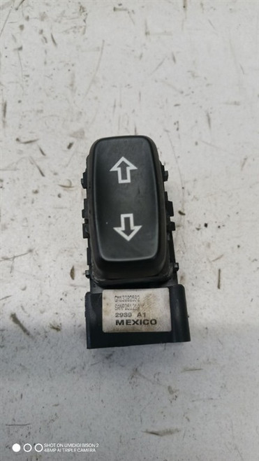 OPEL INSIGNIA «A» SW (2009) IMPIANTO ELETTRICO INTERRUTTORE REGOLAZIONE SEDILE ANT. SX. USATO Da 2008 A 2013 [[276393]]